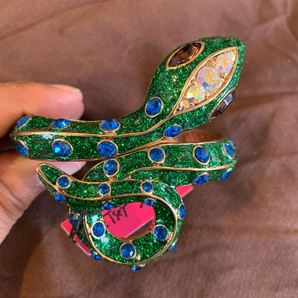 Betsey Johnson Jewelry - BETSY JOHNSON SNAKE BRACELET